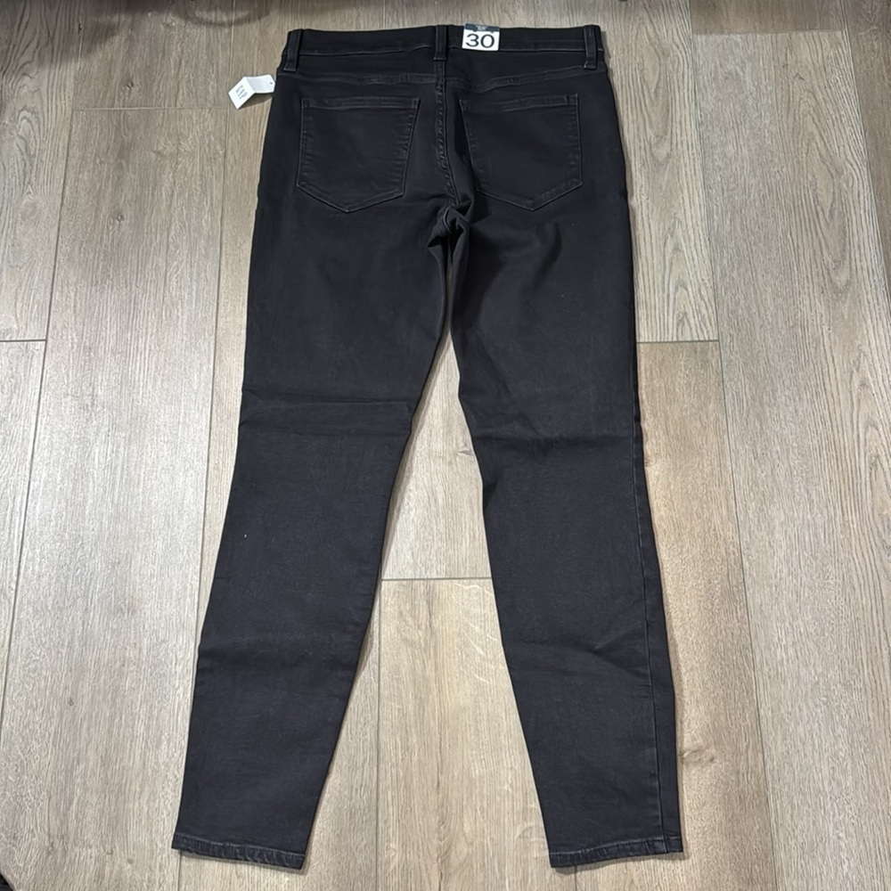 NWT! GAP Black Mid Rise Jegging with Washwell - Size 10 Long /30 LONG 🩷 - Picture 8 of 8